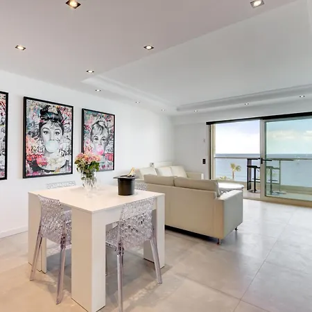 Croisette Sea View Apartment